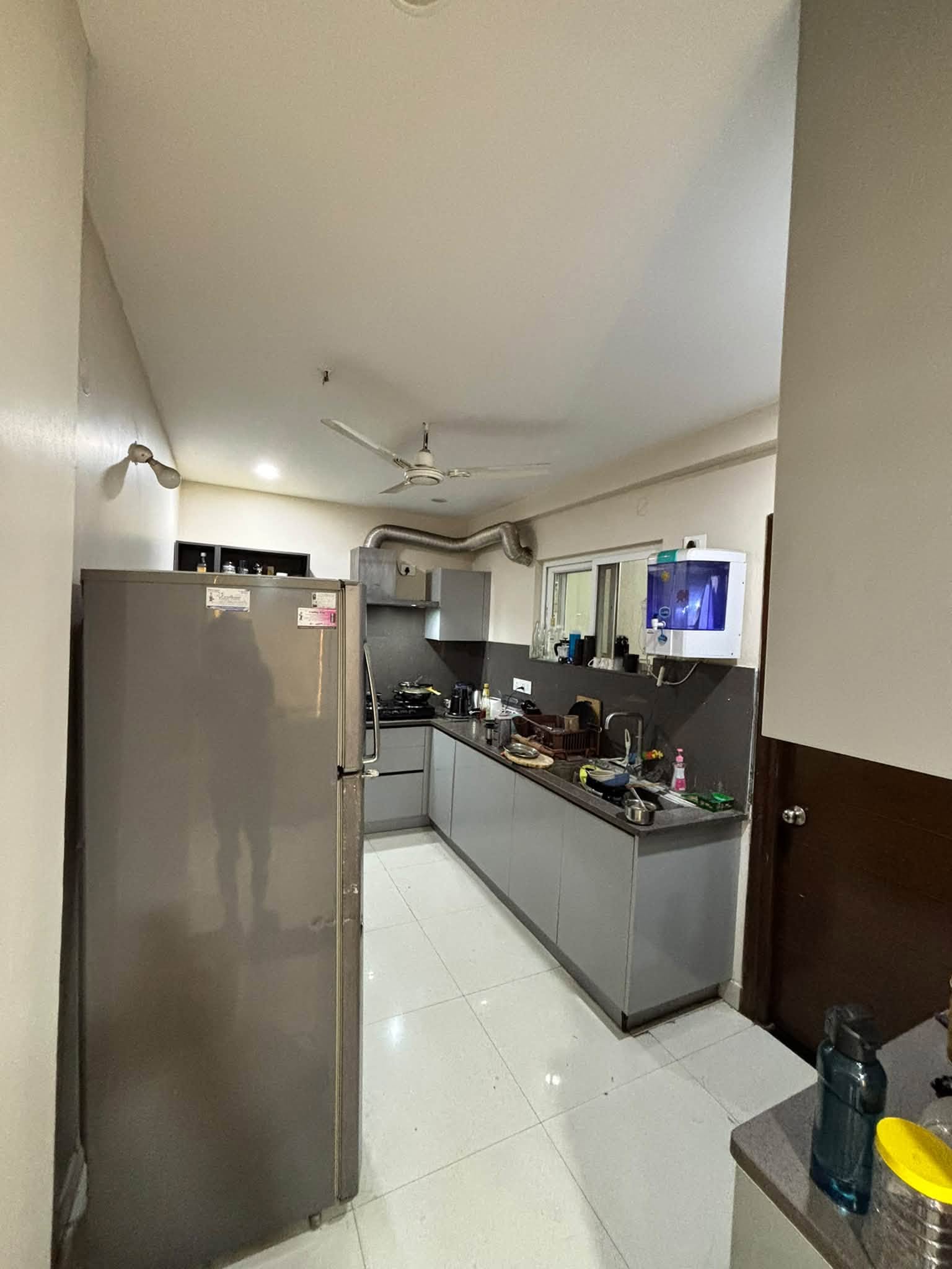 Room for rent in SMR Vinay Iconia Gachibowli-Kondapur