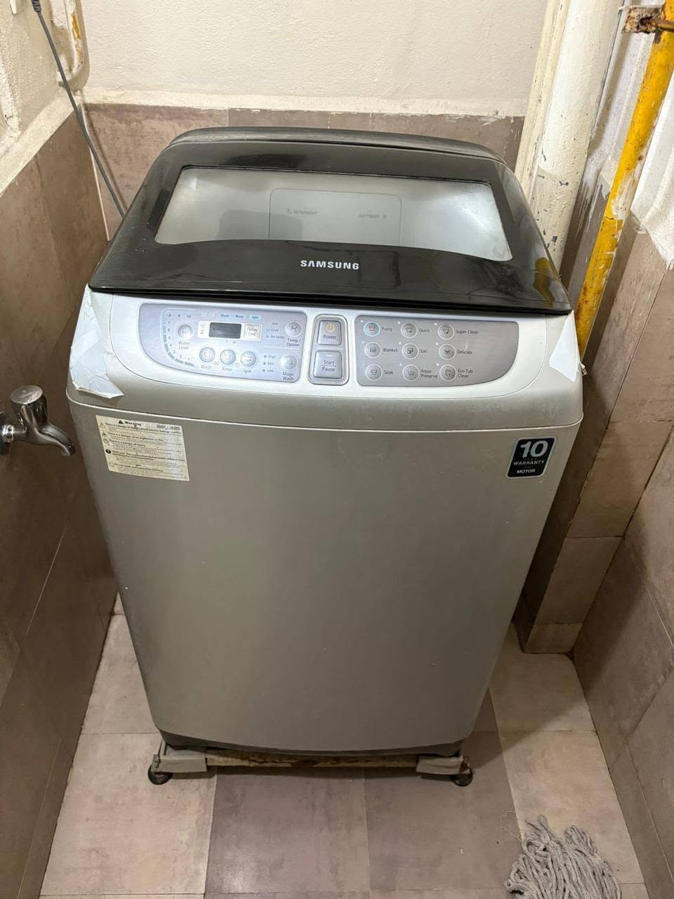 Room for rent in Manjeera Diamond Towers Gopanpally