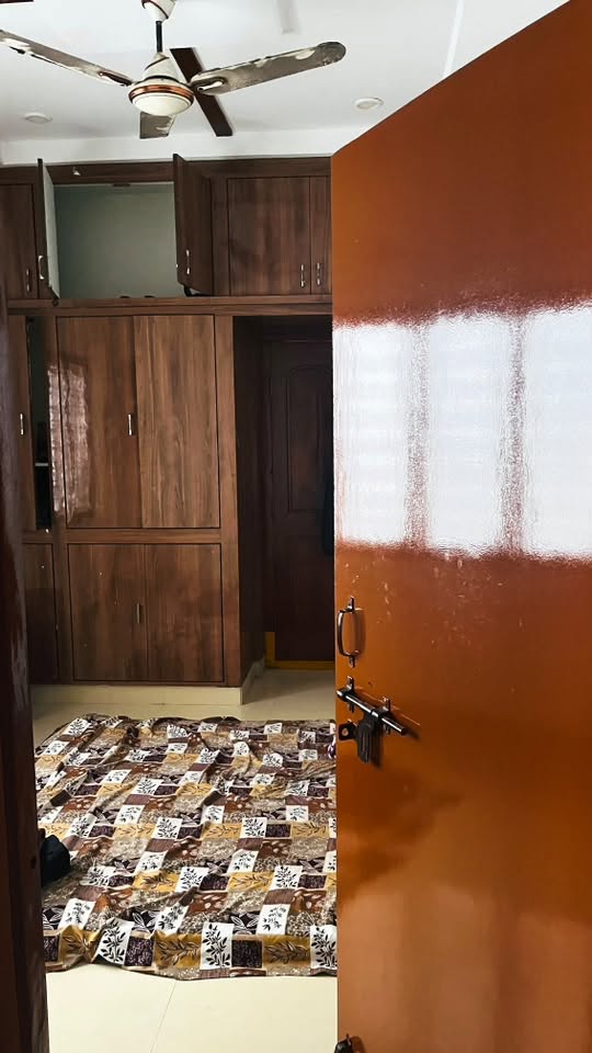 Room for rent in Tngos Colony