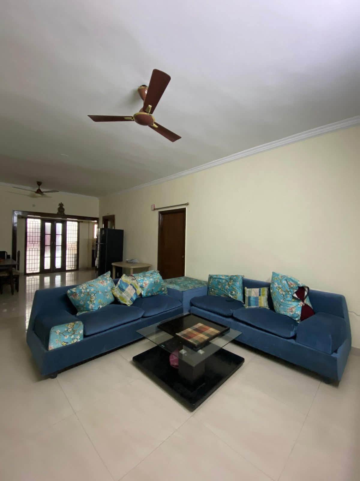 Room for rent in CPR Park View Apartment Madhapur
