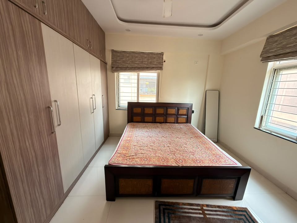 Room for rent in Empire Meadows Miyapur