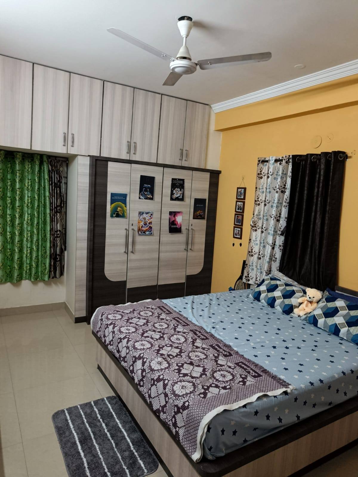 Room for rent in Gautami Enclave Kondapur