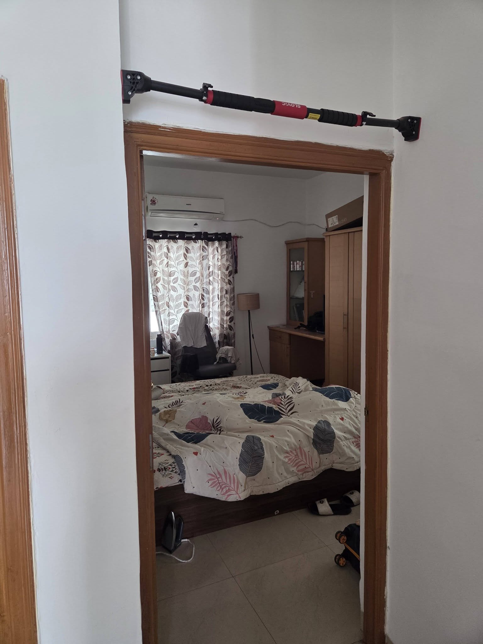 Room for rent in Aparna Heights I Kondapur