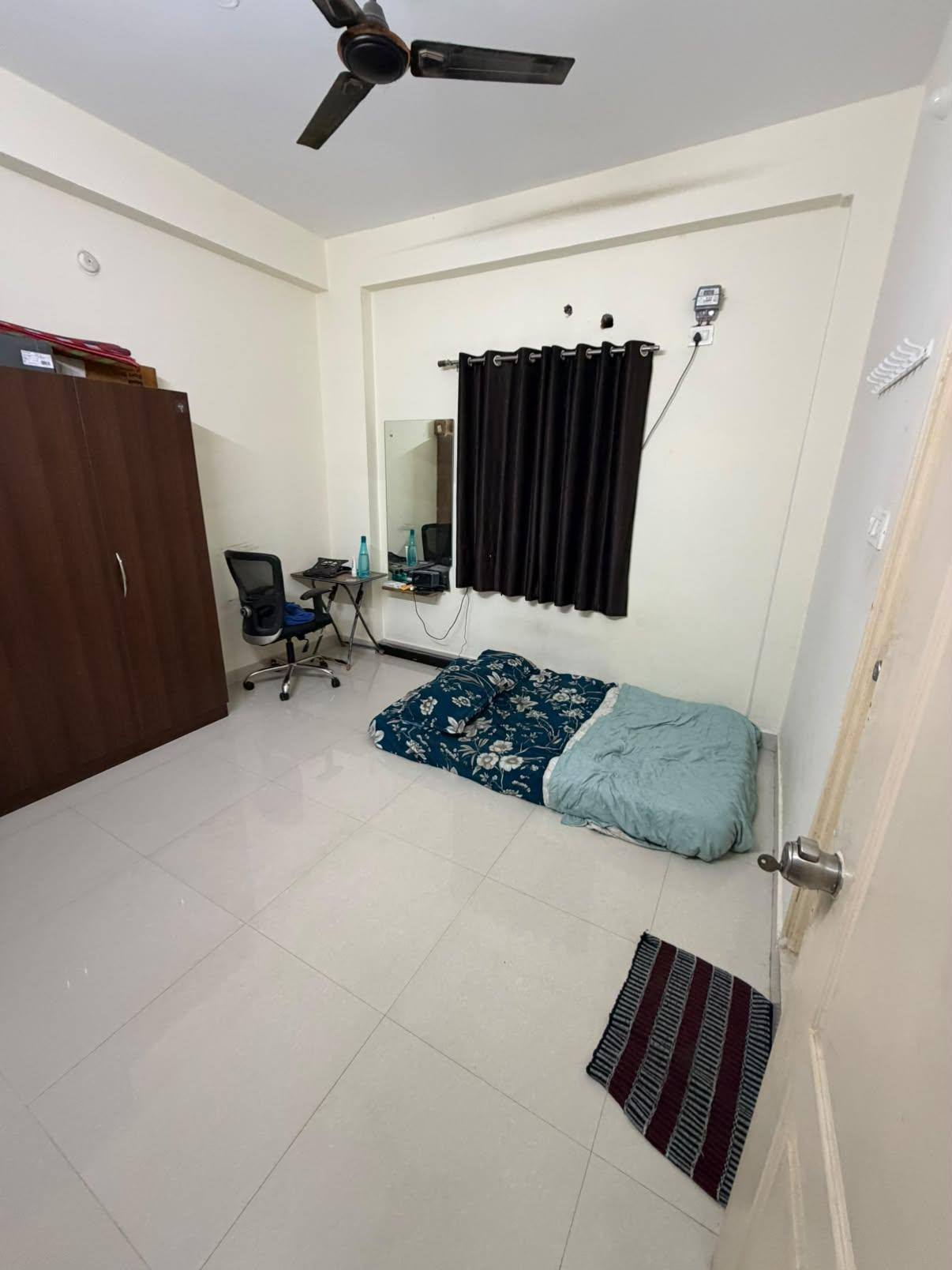 Room for rent in Sharda's Sri Chaitanya Kondapur