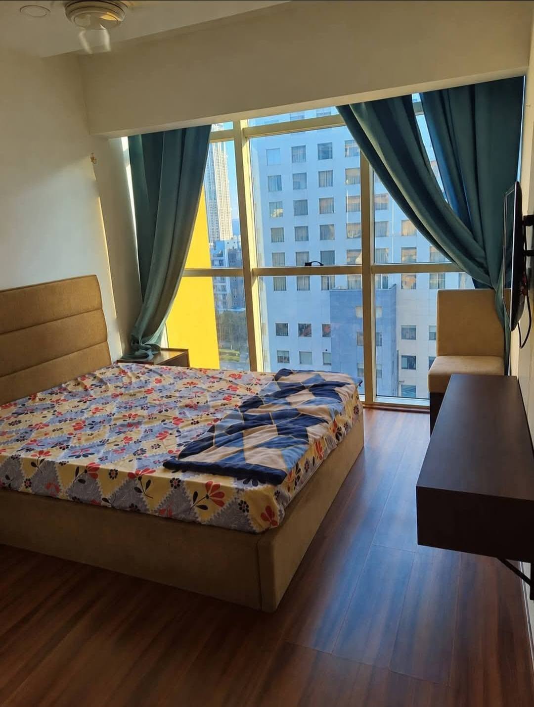 Room for rent in Golf Edge Residences Financial District