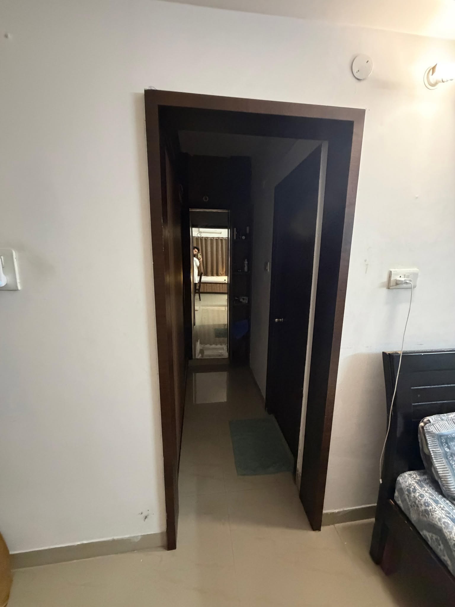Room for rent in Solitaire Apartment Kondapur