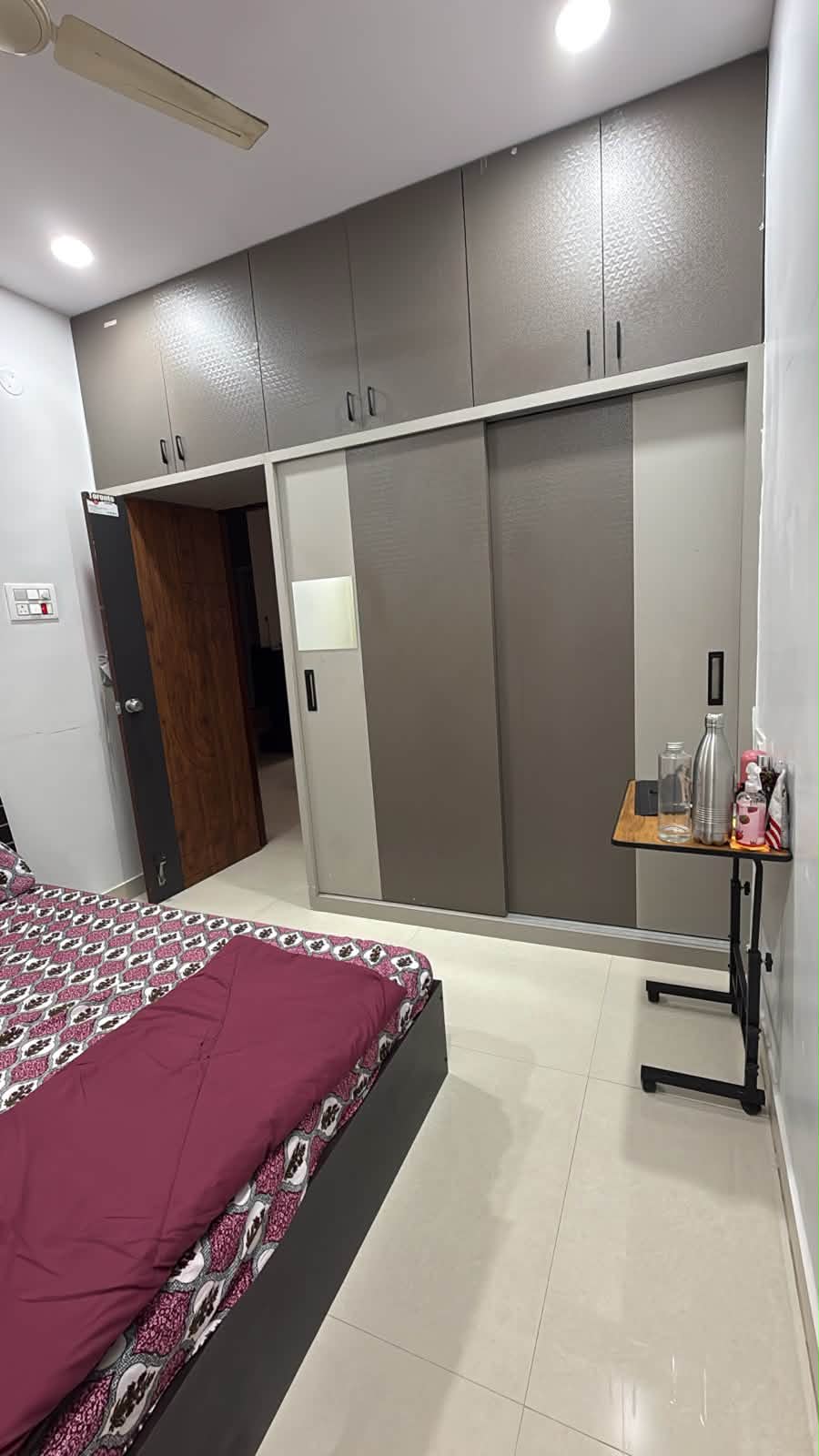 Room for rent in Kondapur
