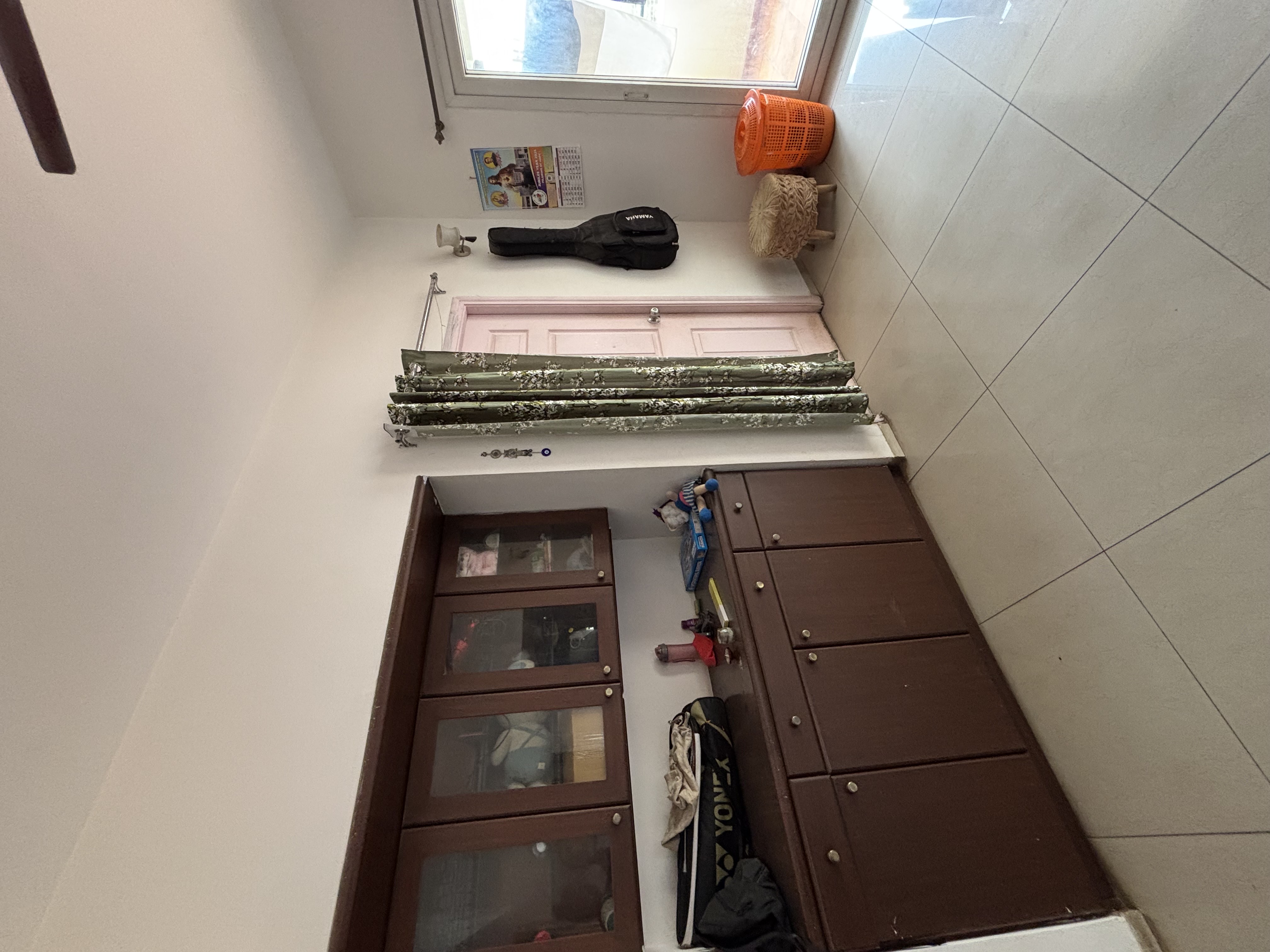 Private room for rent in banyan tree apatmemt Devarabeesana Halli, Bellandur, Bengaluru, Karnataka, India
