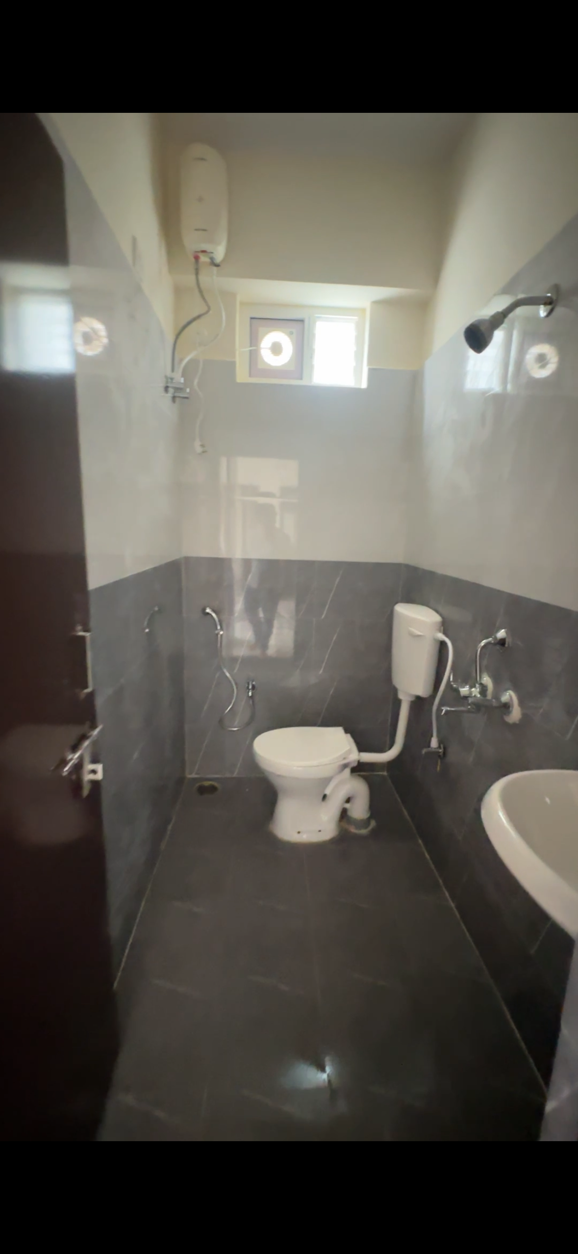 Private room for rent in Kondapur, Hyderabad, Telangana, India