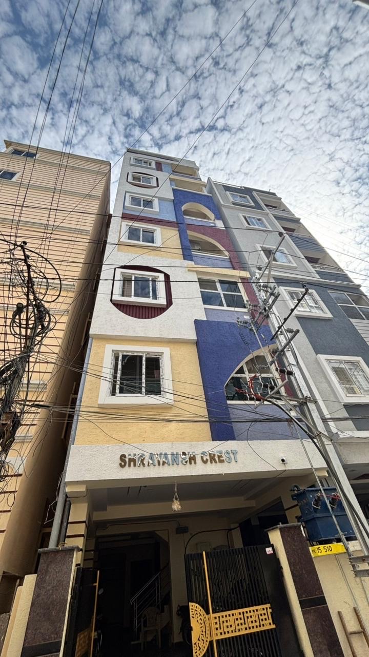 Shared room for rent in Flat 602, Floor 6, Shrayansh Crest Building, Road no.5, Block A, Sri Ram Nagar, Kondapur, Hyderabad Sri Ram Nagar, Laxmi Nagar, Gachibowli, Kondapur, Telangana, India