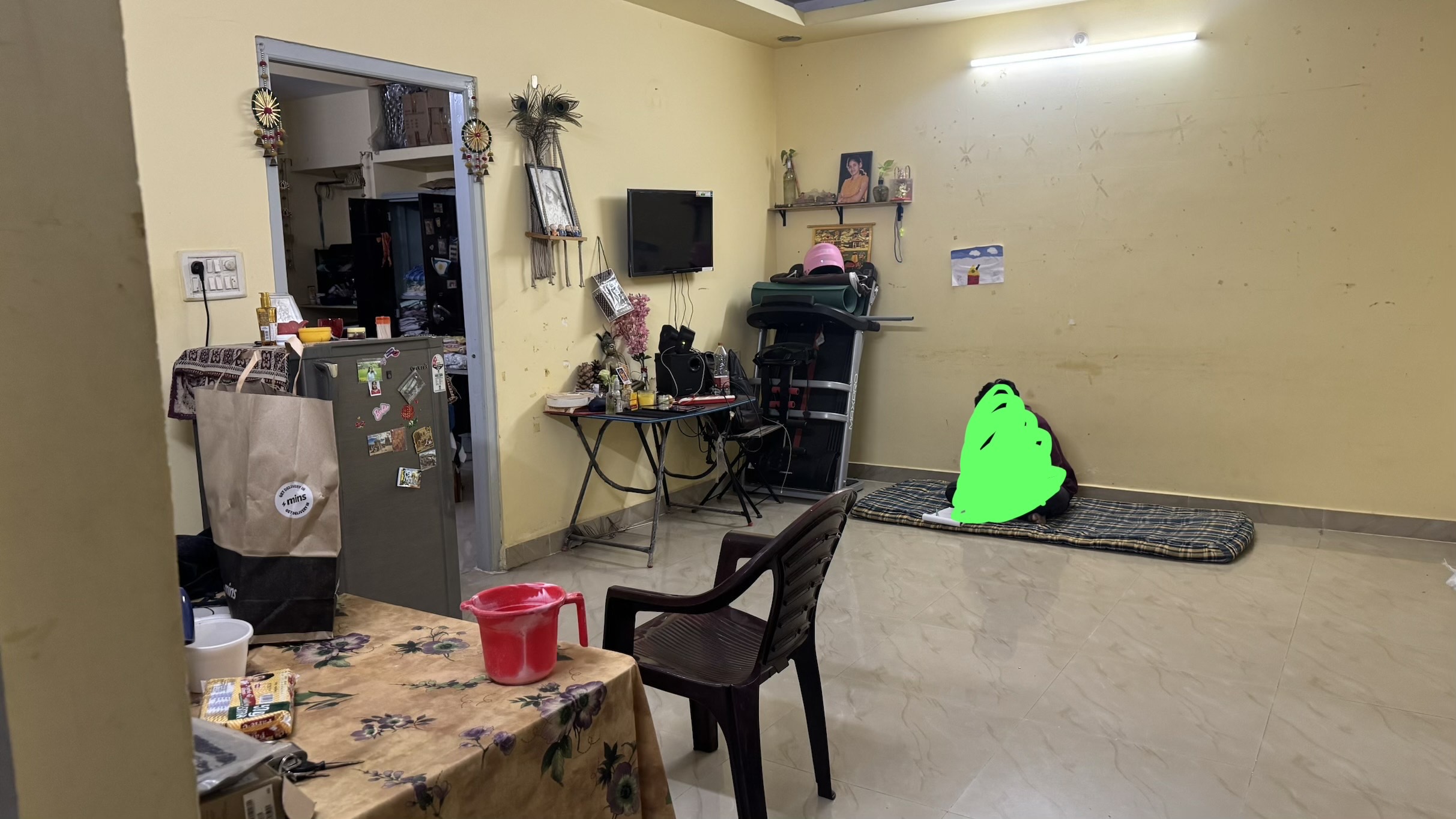 Private room for rent in Banjara Hills Road No. 12, MLA Colony, Banjara Hills, Hyderabad, Telangana, India