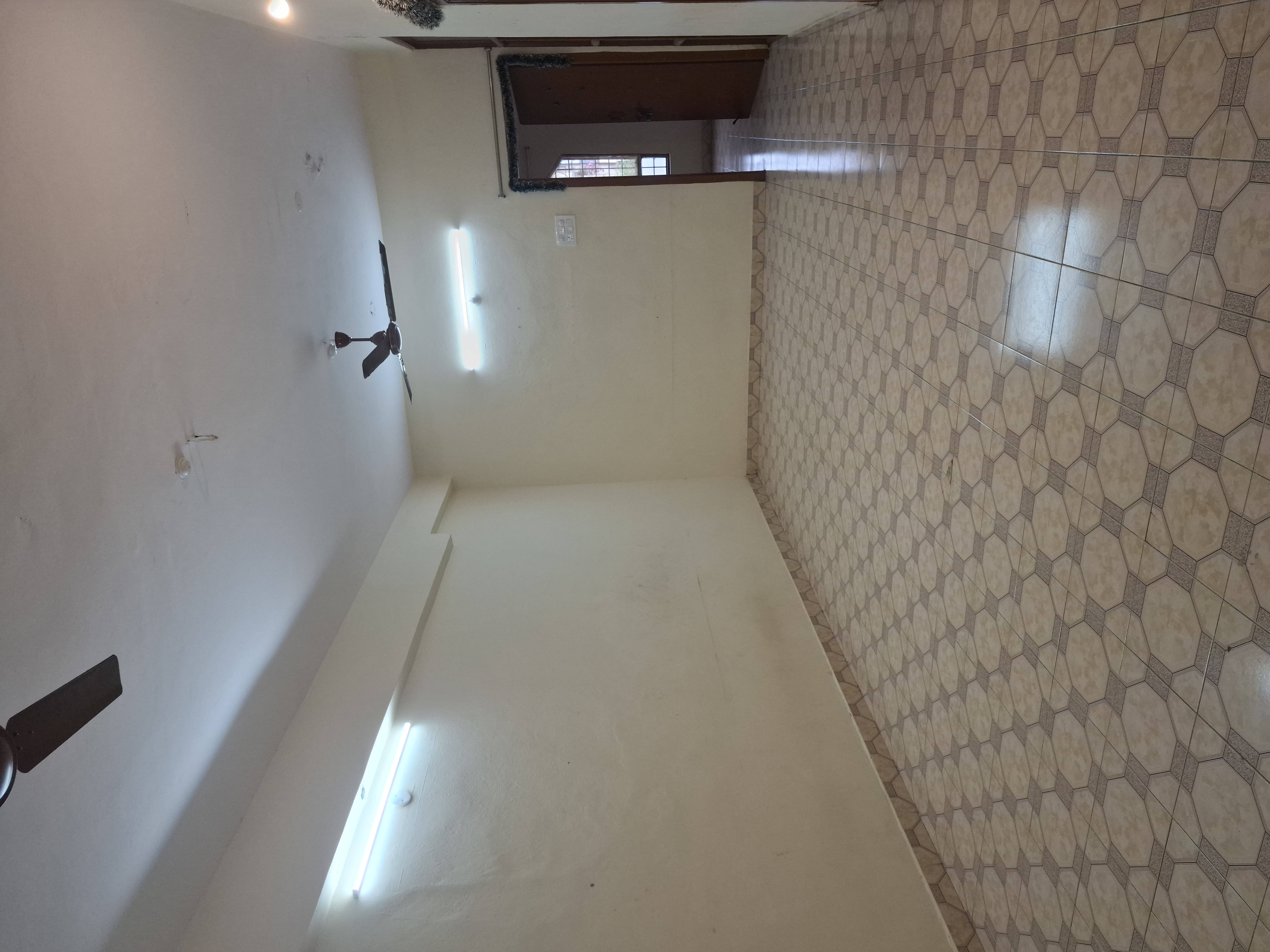 Shared room for rent in Sri Sai plaza complex JBS Bus Stop Road, Fisher Pura Picket, Gandhi Nagar, Nehru Nagar Colony, West Marredpally, Secunderabad, Telangana, India